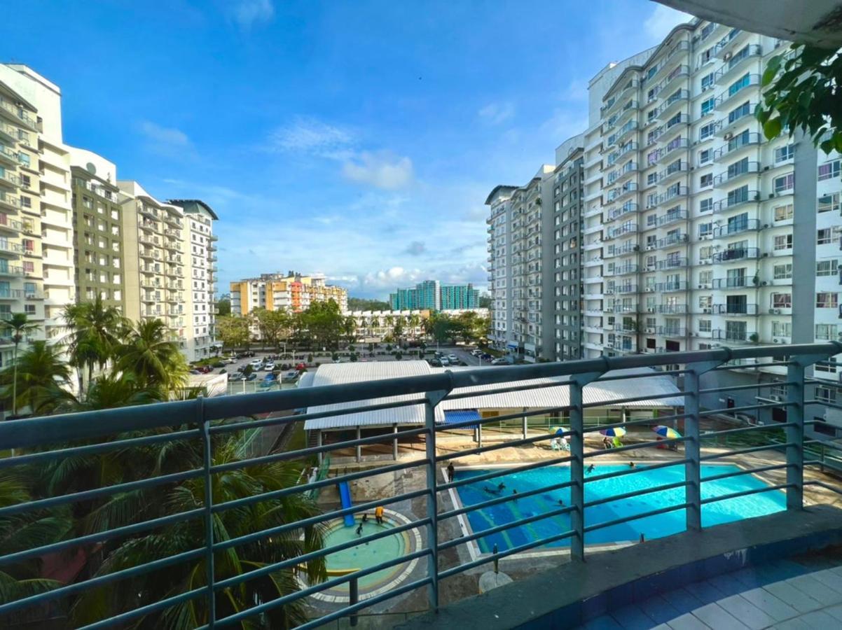 Pd Vip Pool View W Wifi - Anugerah Staycation Port Dickson Esterno foto