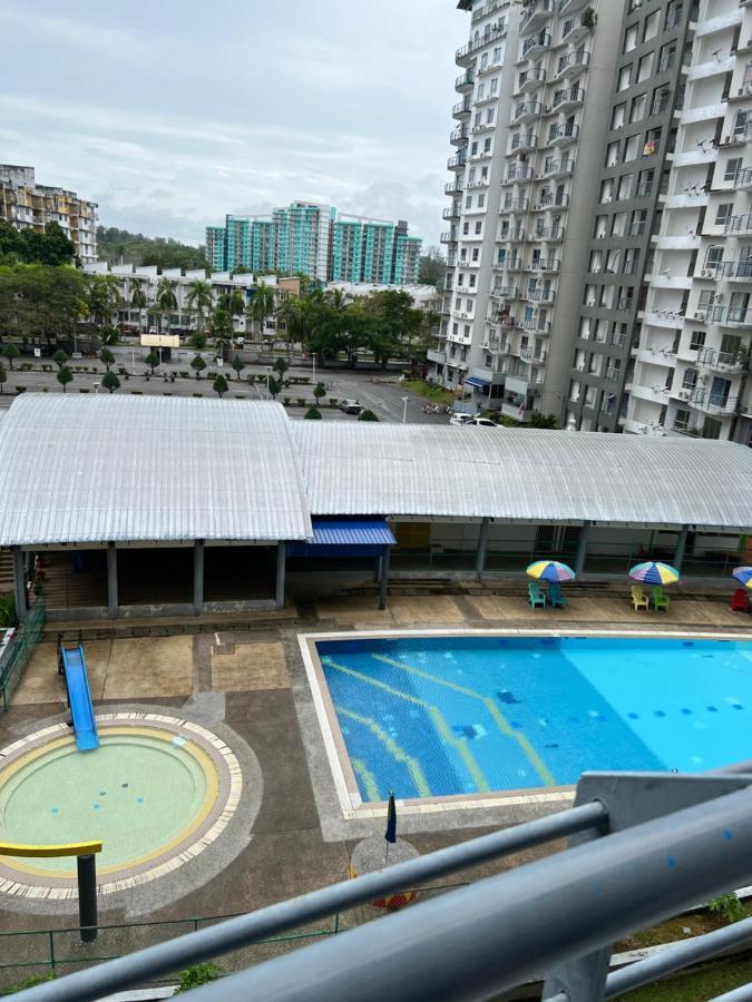 Pd Vip Pool View W Wifi - Anugerah Staycation Port Dickson Esterno foto